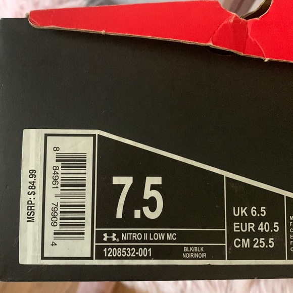 New 7.5 cleats under armor - Picture 2 of 7